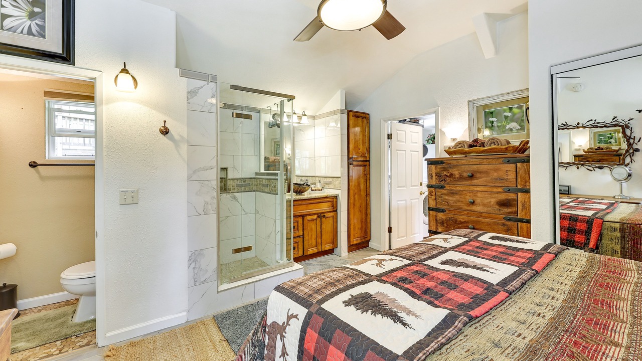 Photo of Bathroom in Forest Falls