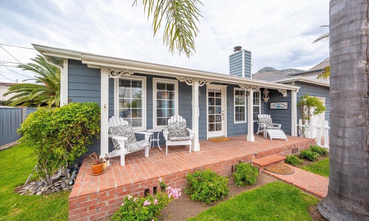 Photo of Patio Balcony in Shell Beach