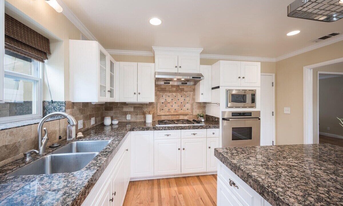 Photo of Kitchen in Shell Beach