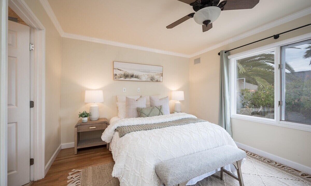 Photo of Bedroom in Shell Beach