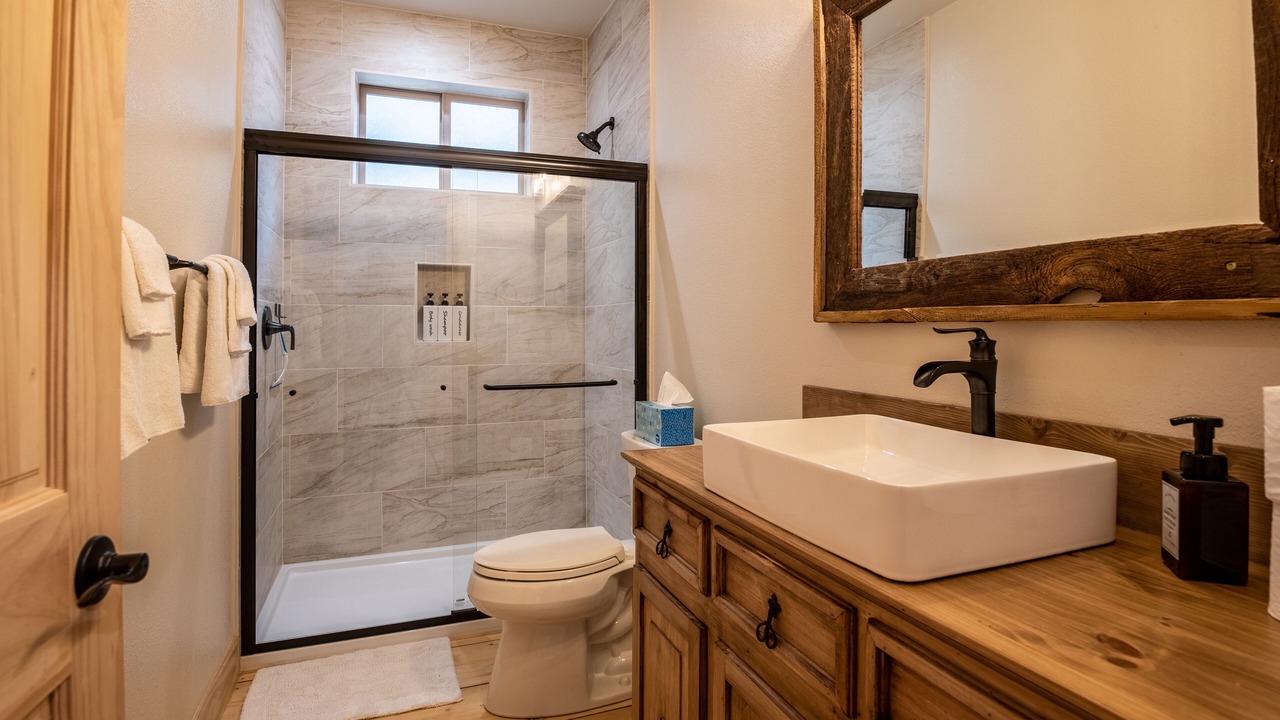 Photo of Bathroom in Dorrington
