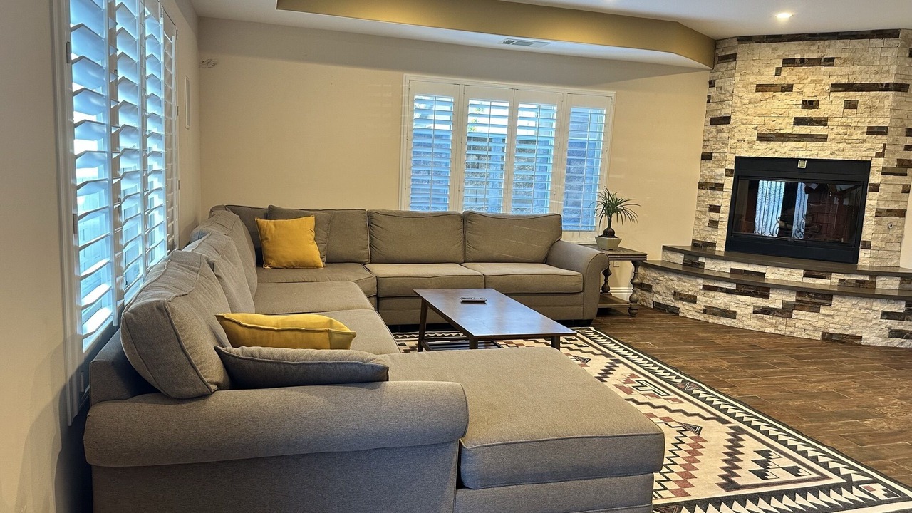 Photo of Livingroom in Mira Mesa