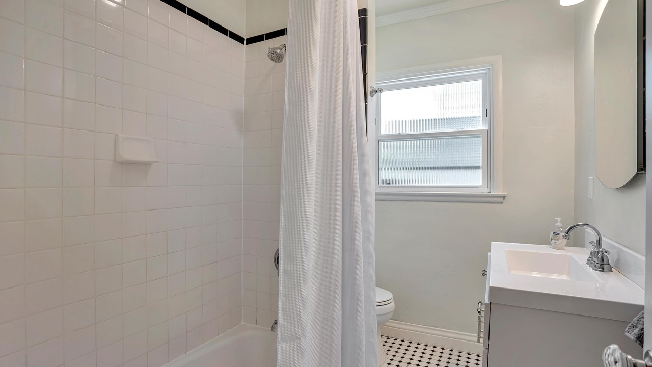 Photo of Bathroom in East Sacramento