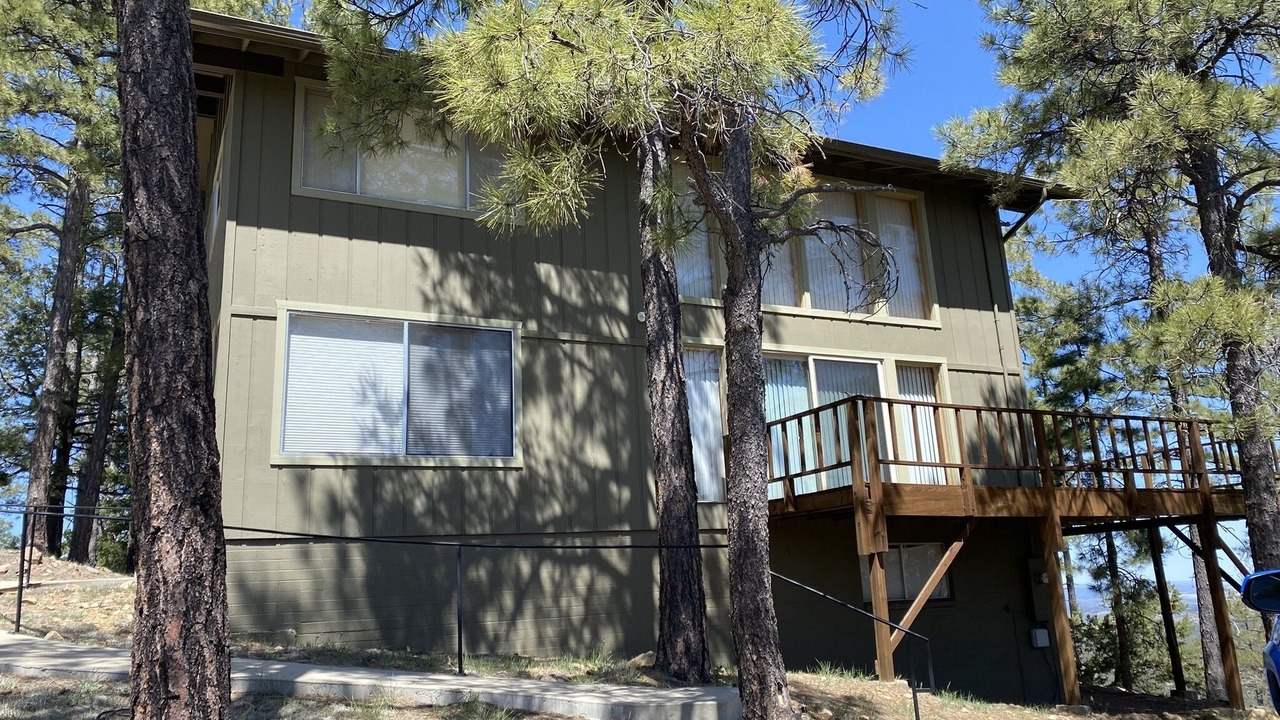 Photo of Outdoor in Highland Pines