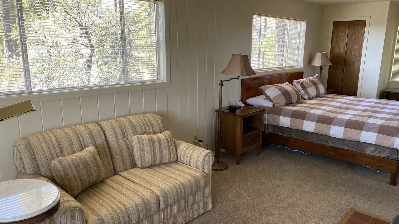 Photo of Bedroom in Highland Pines