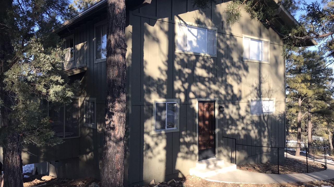 Photo of Outdoor in Highland Pines