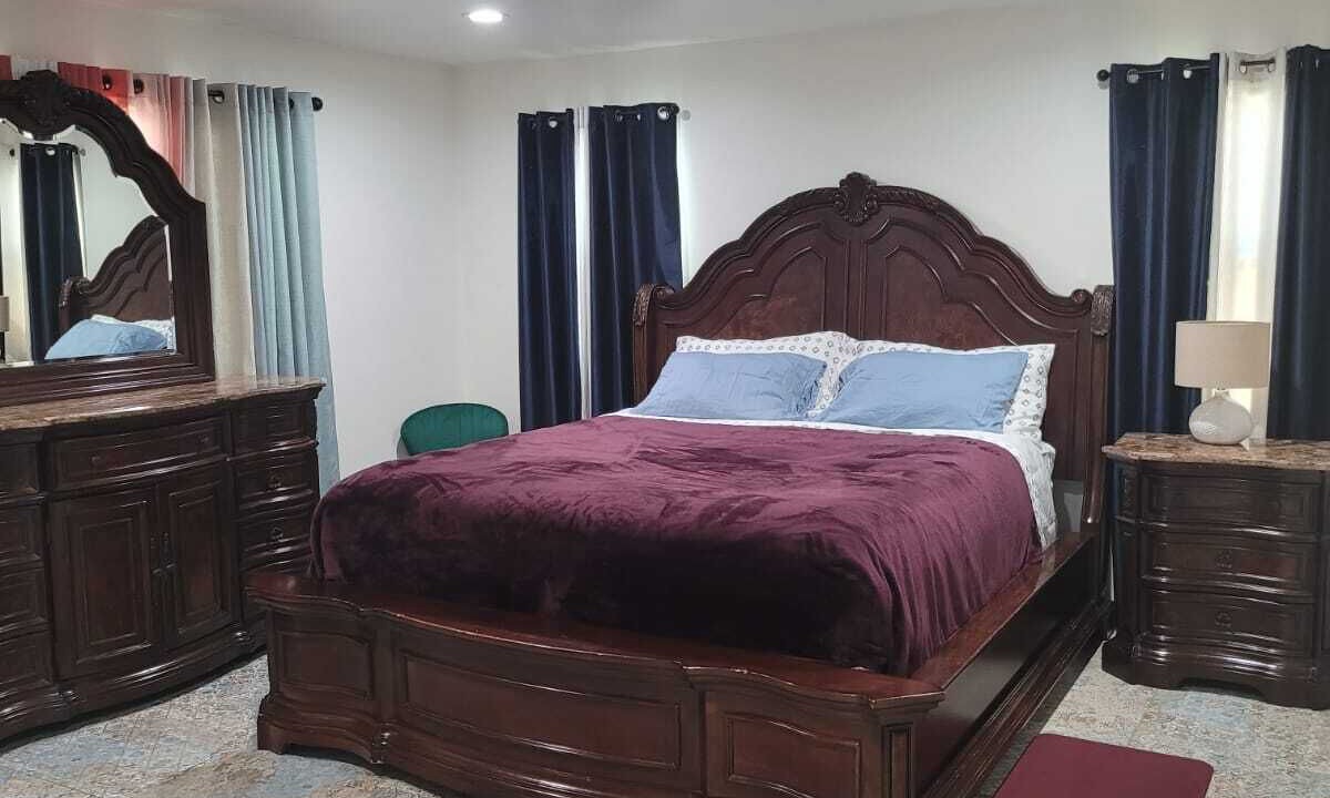 Photo of Bedroom in Harbor