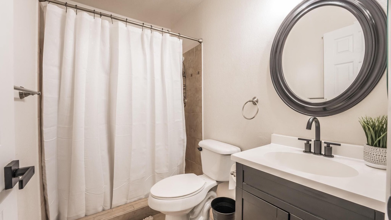 Photo of Bathroom in Summerlin