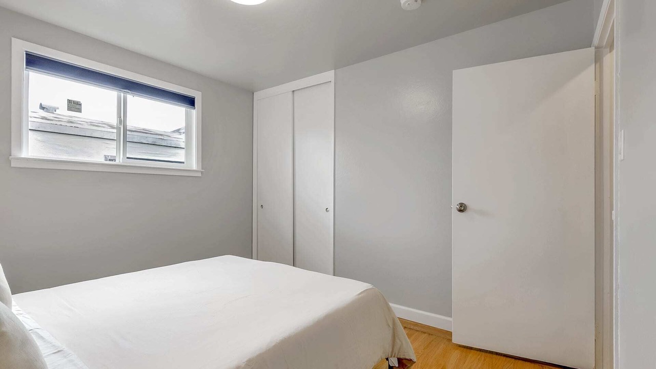 Photo of Bedroom in Daly City
