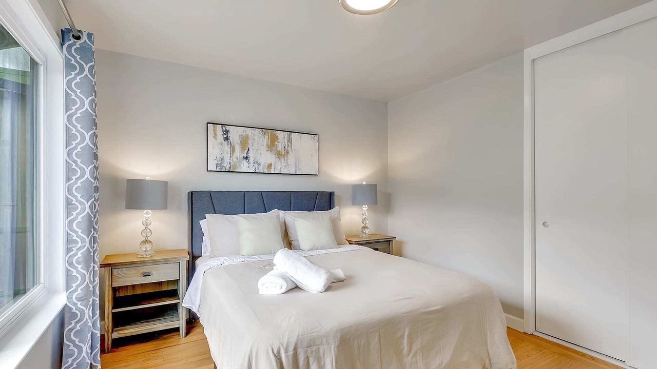 Photo of Bedroom in Daly City