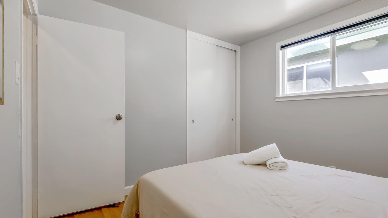 Photo of Bedroom in Daly City