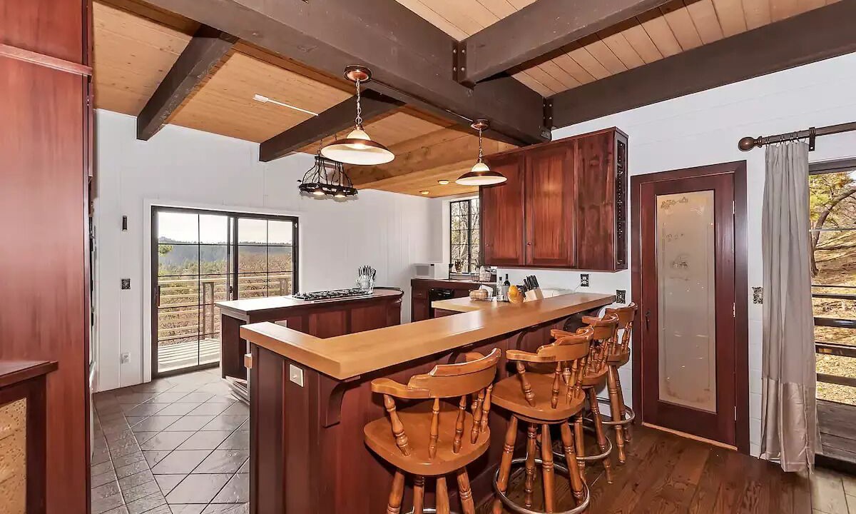 Photo of Kitchen in Fawnskin