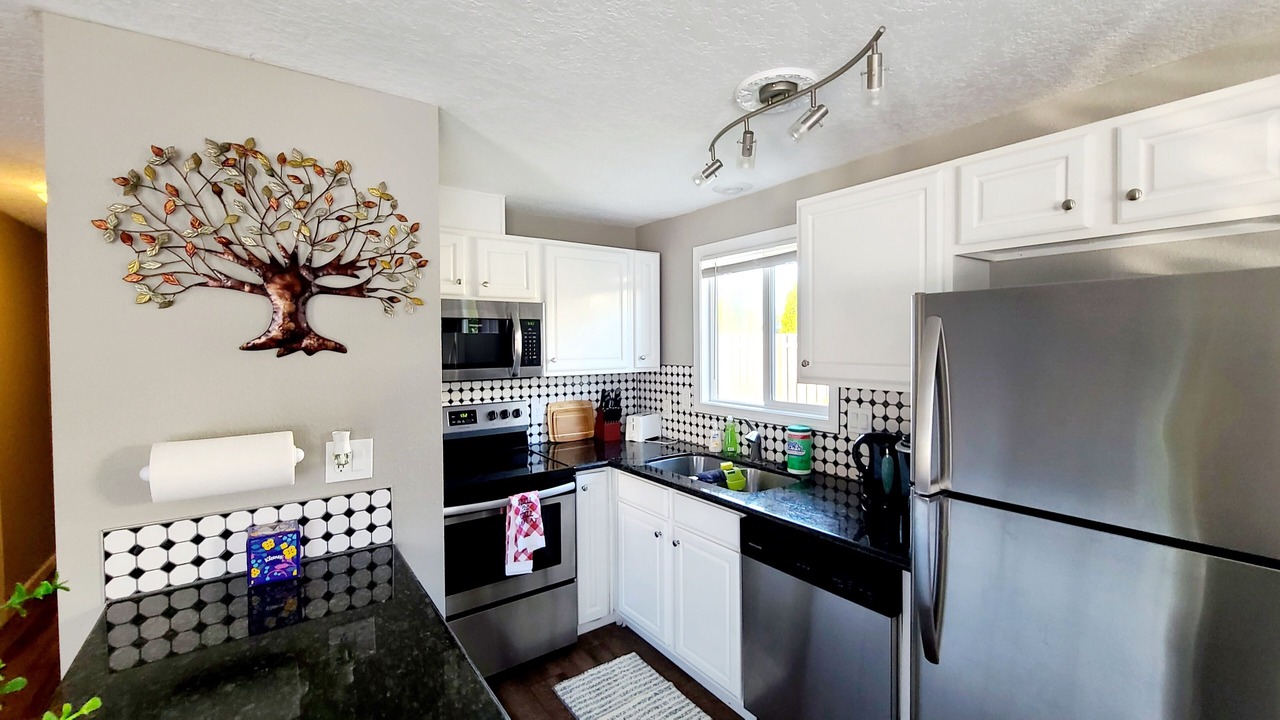 Photo of Kitchen in Aloha