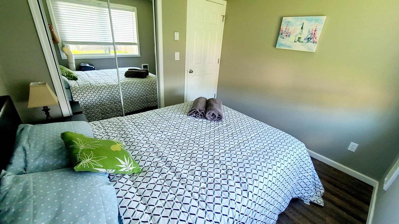 Photo of Bedroom in Aloha