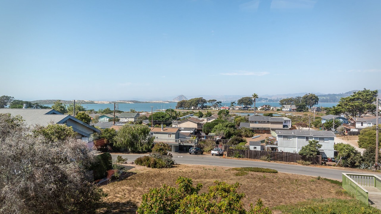 Photo of Bedroom in Baywood-Los Osos