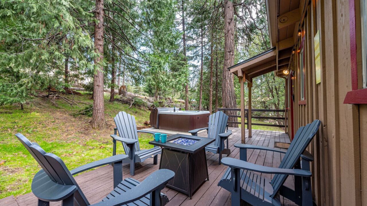 Photo of Patio Balcony in Oakhurst