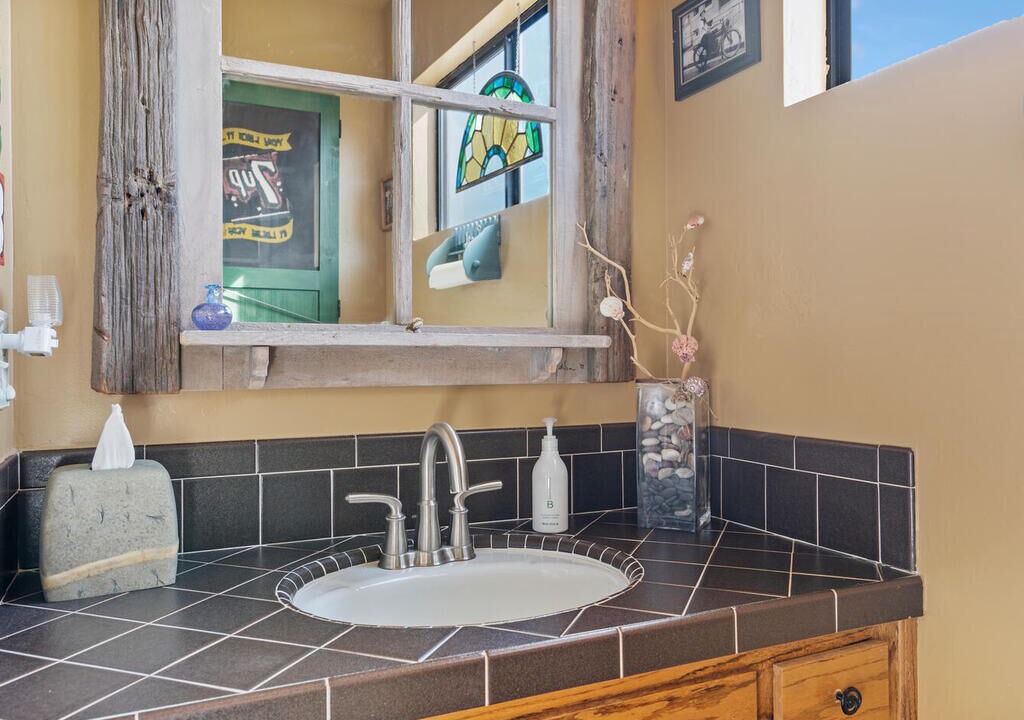 Photo of Bathroom in Baywood Park