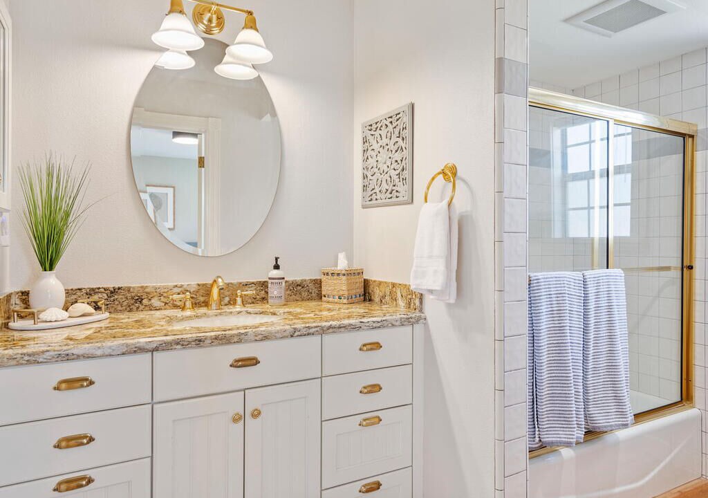 Photo of Bathroom in Baywood-Los Osos