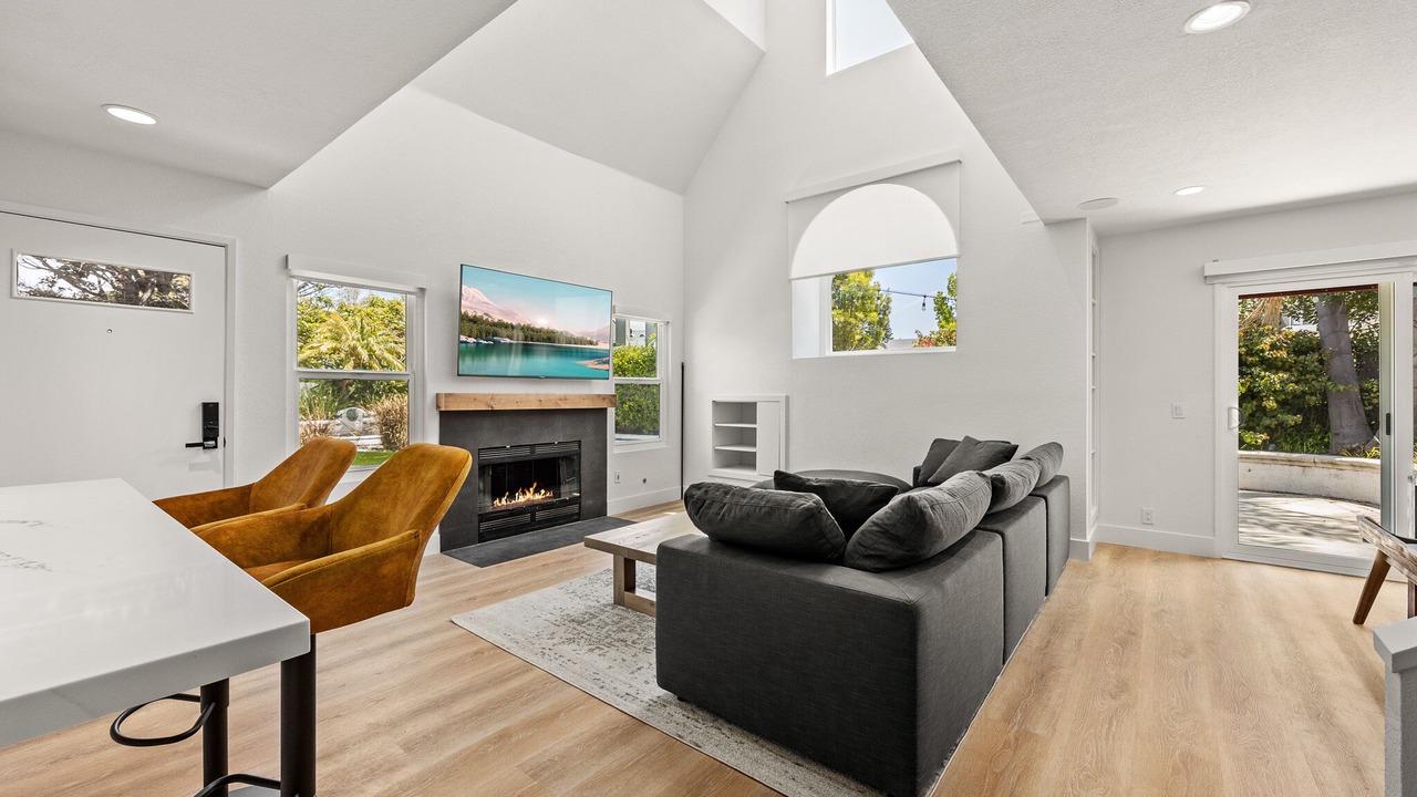 Photo of Livingroom in Mission Viejo