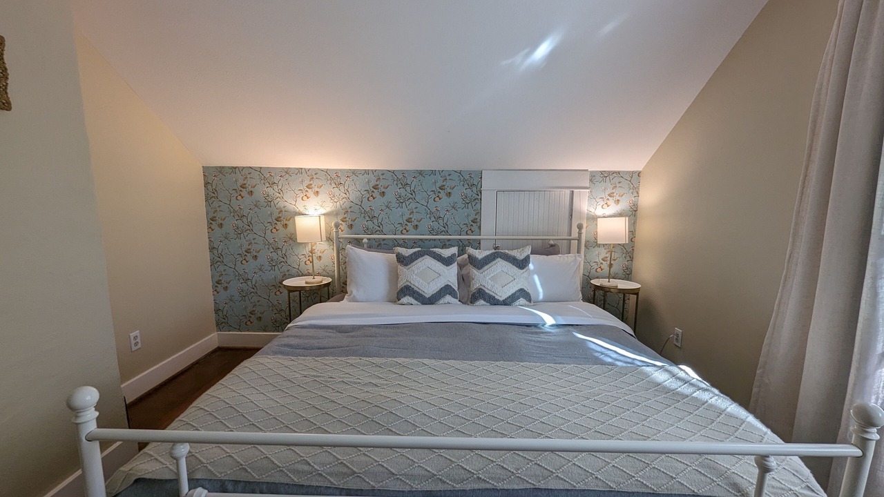 Photo of Bedroom in Atascadero