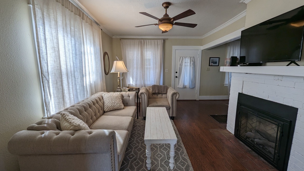 Photo of Livingroom in Atascadero