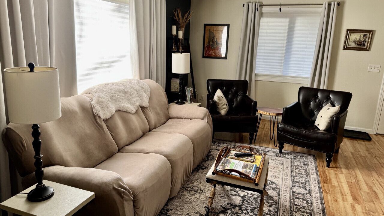 Photo of Livingroom in Myers Flat