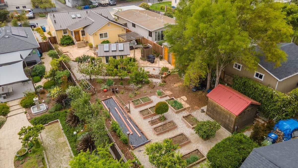 Photo of Outdoor in Eastside Santa Cruz