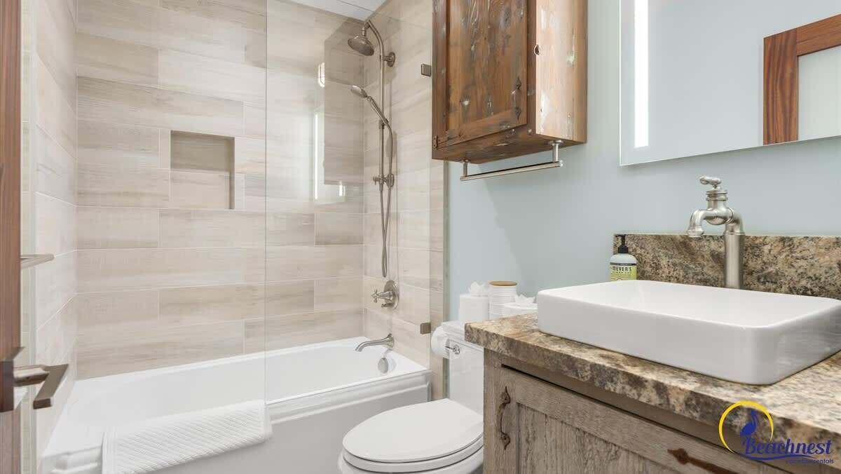 Photo of Bathroom in Eastside Santa Cruz