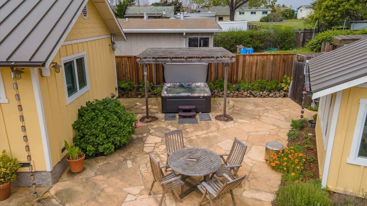 Photo of Outdoor in Eastside Santa Cruz