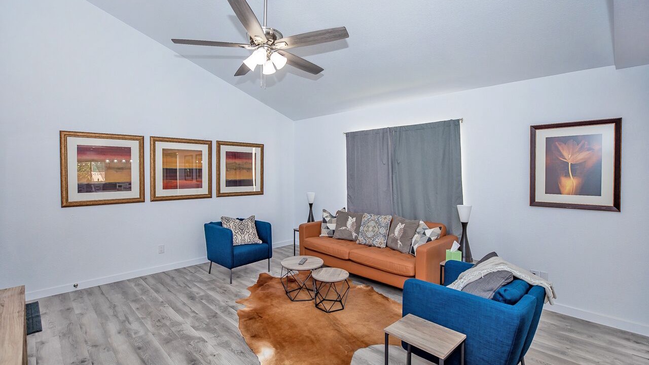 Photo of Livingroom in Yuma Corona