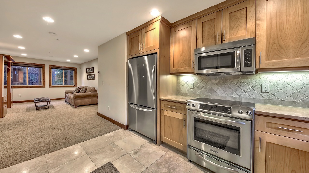 Photo of Kitchen in Tahoe Island