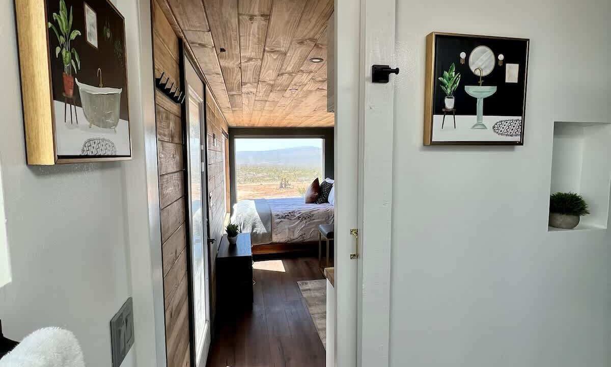 Photo of Bedroom in Meadview