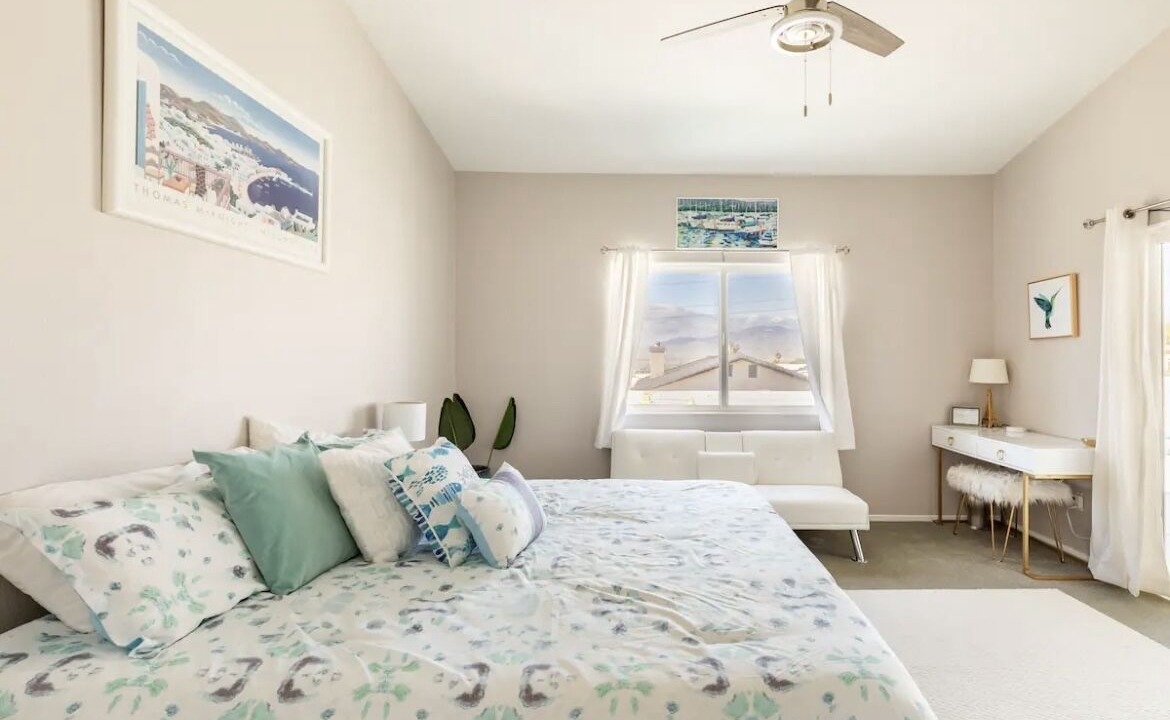 Photo of Bedroom in Desert Hot Springs