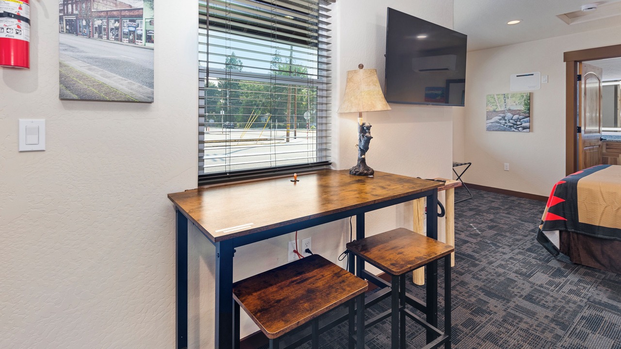 Photo of Bedroom in Grants Pass