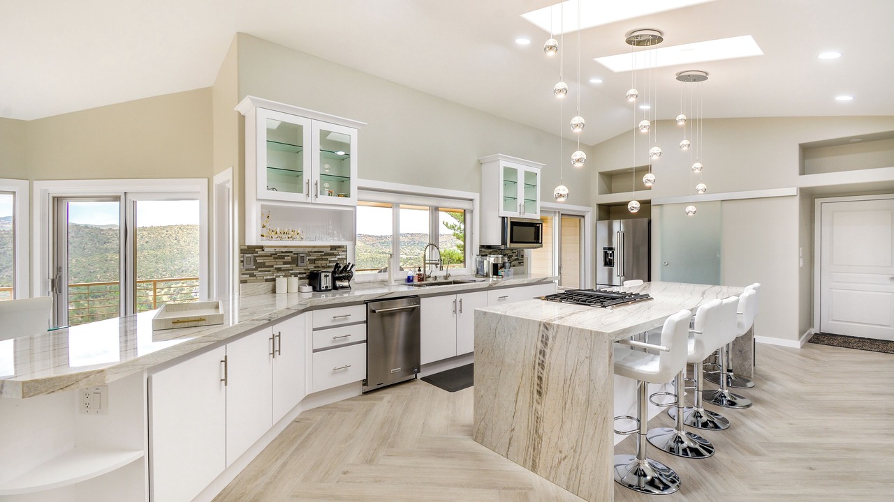 Photo of Kitchen in Lynx Mountain View Estates