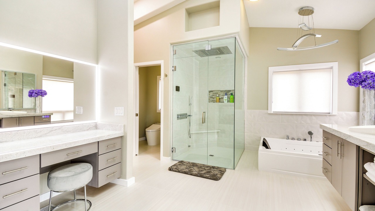 Photo of Bathroom in Lynx Mountain View Estates