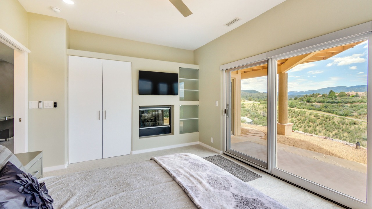 Photo of Bedroom in Lynx Mountain View Estates