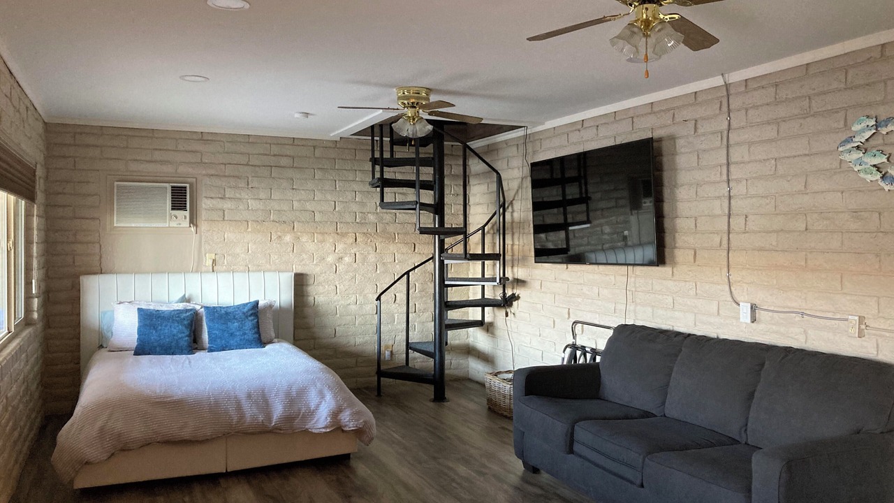 Photo of Bedroom in Holiday Shores