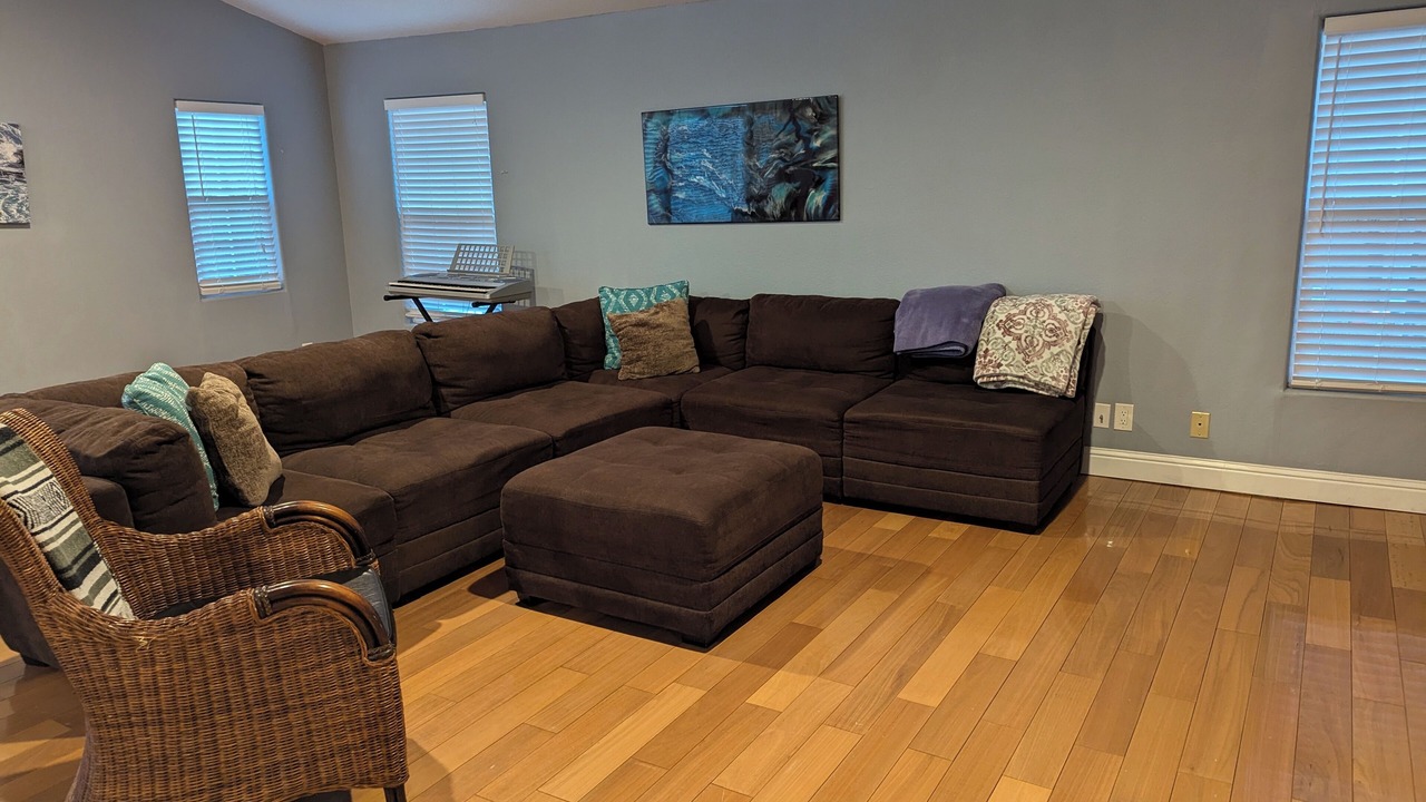 Photo of Livingroom in Cedar Ridge