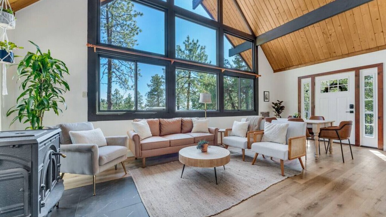 Photo of Livingroom in Rancho Vista Hills