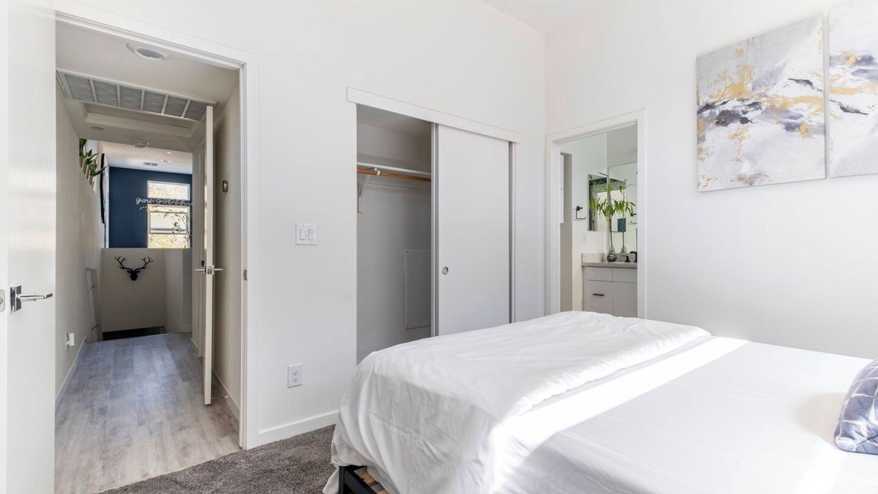 Photo of Bedroom in Sacramento