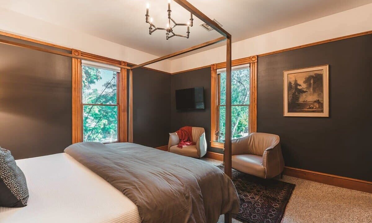 Photo of Bedroom in Historic Railroad District