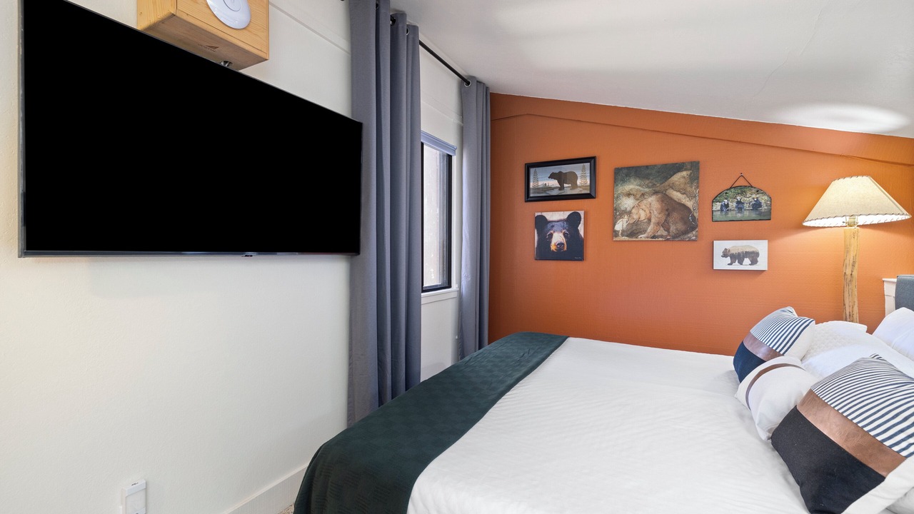 Photo of Bedroom in Bear Valley