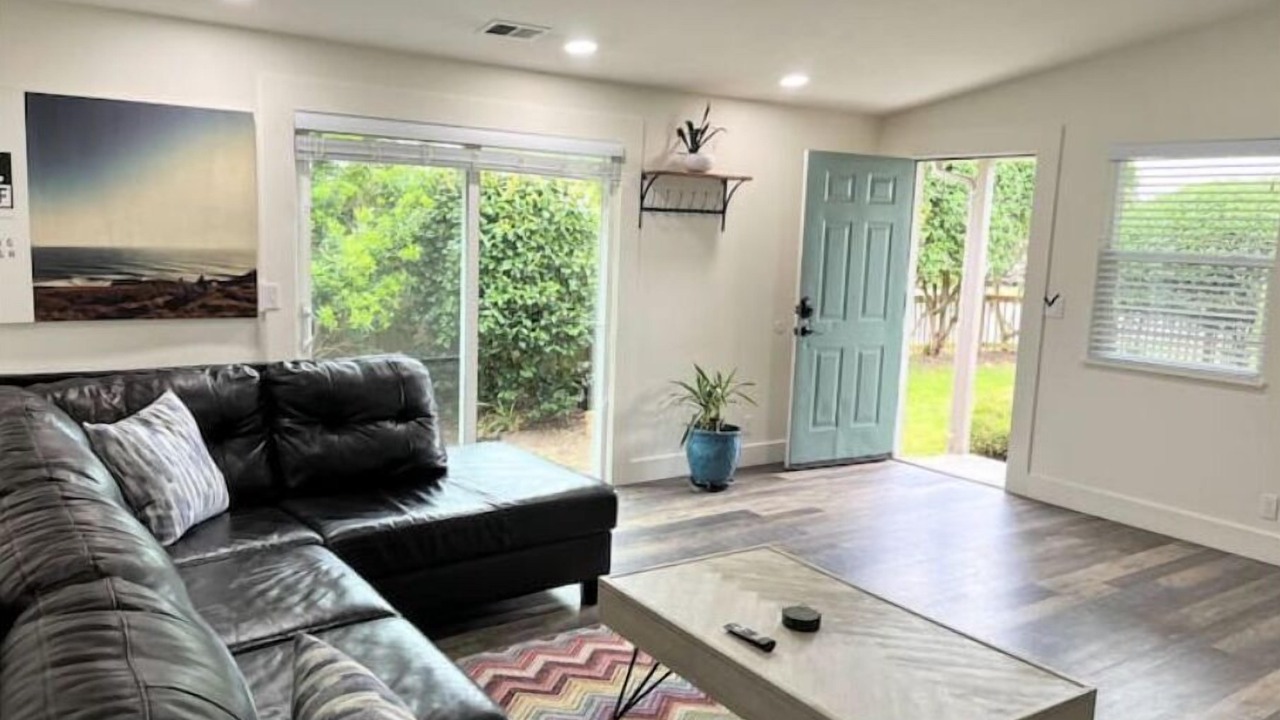 Photo of Livingroom in McKinleyville