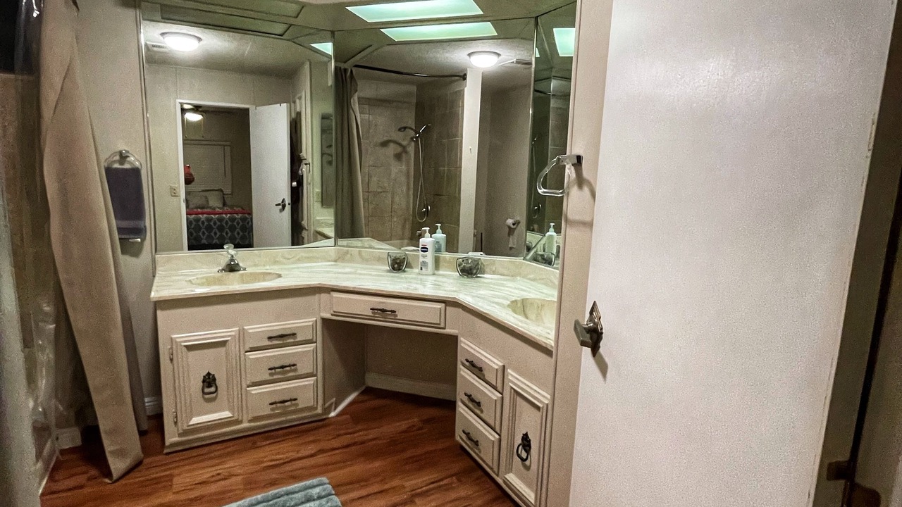 Photo of Bathroom in Desert Hills
