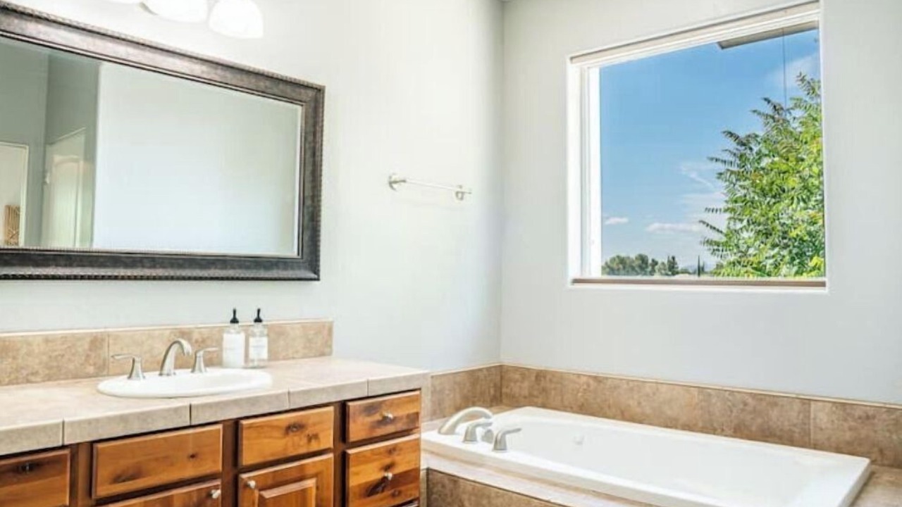 Photo of Bathroom in Cottonwood-Verde Village