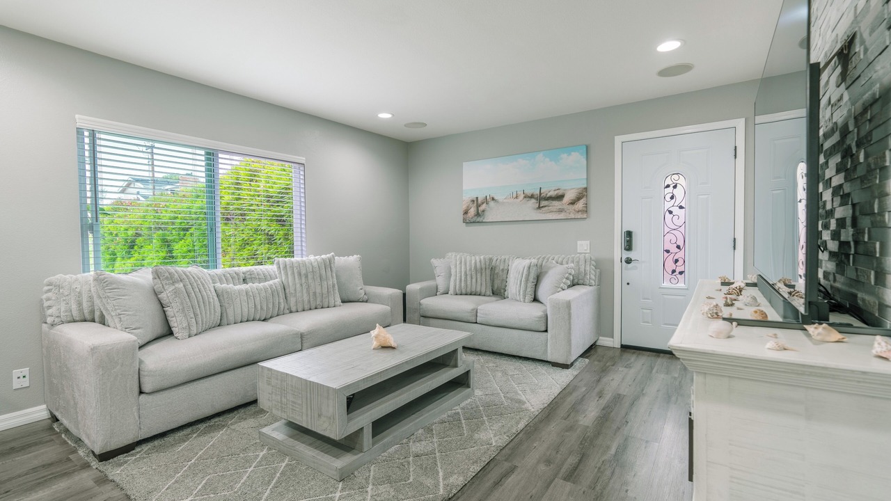 Photo of Livingroom in Imperial Beach