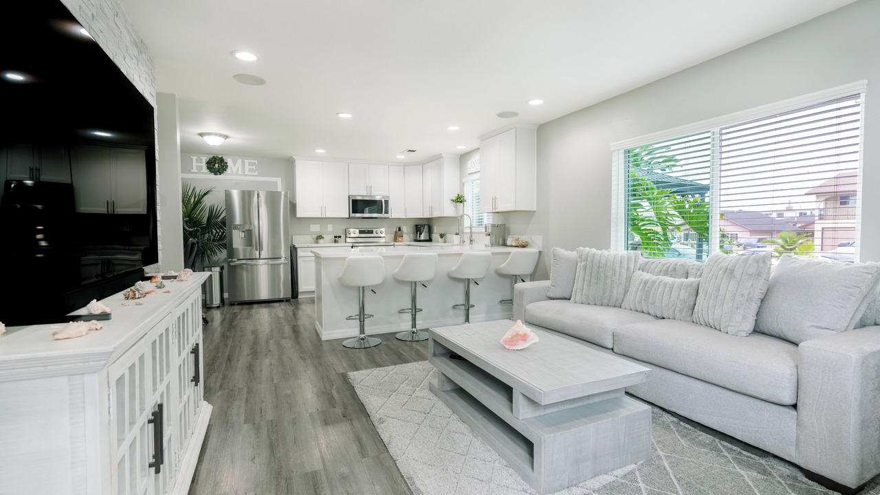 Photo of Livingroom in Imperial Beach