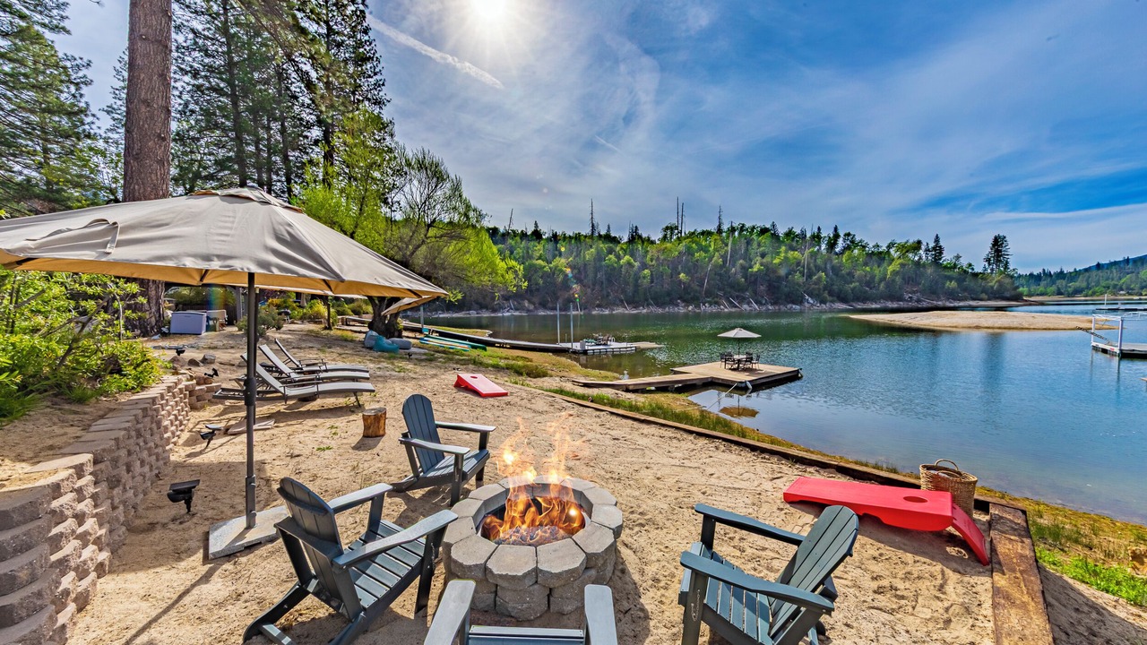 Photo of Patio Balcony in Bass Lake