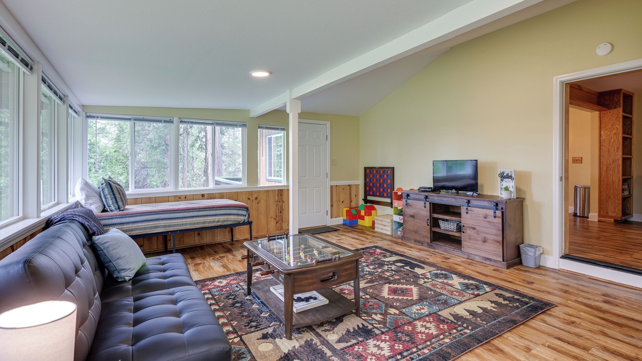 Photo of Livingroom in Sierra Village